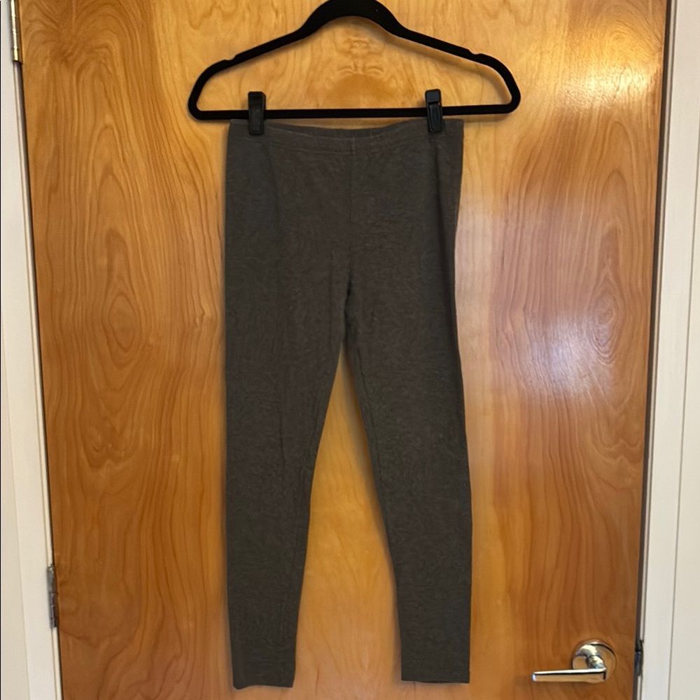 Uniqlo Women’s Gray Stretch Leggings